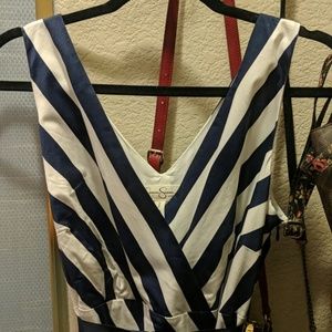 Jessica Simpson maternity dress